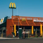 У Рівному відкрився новий McDonald’s із першим у місті «МакДрайвом»